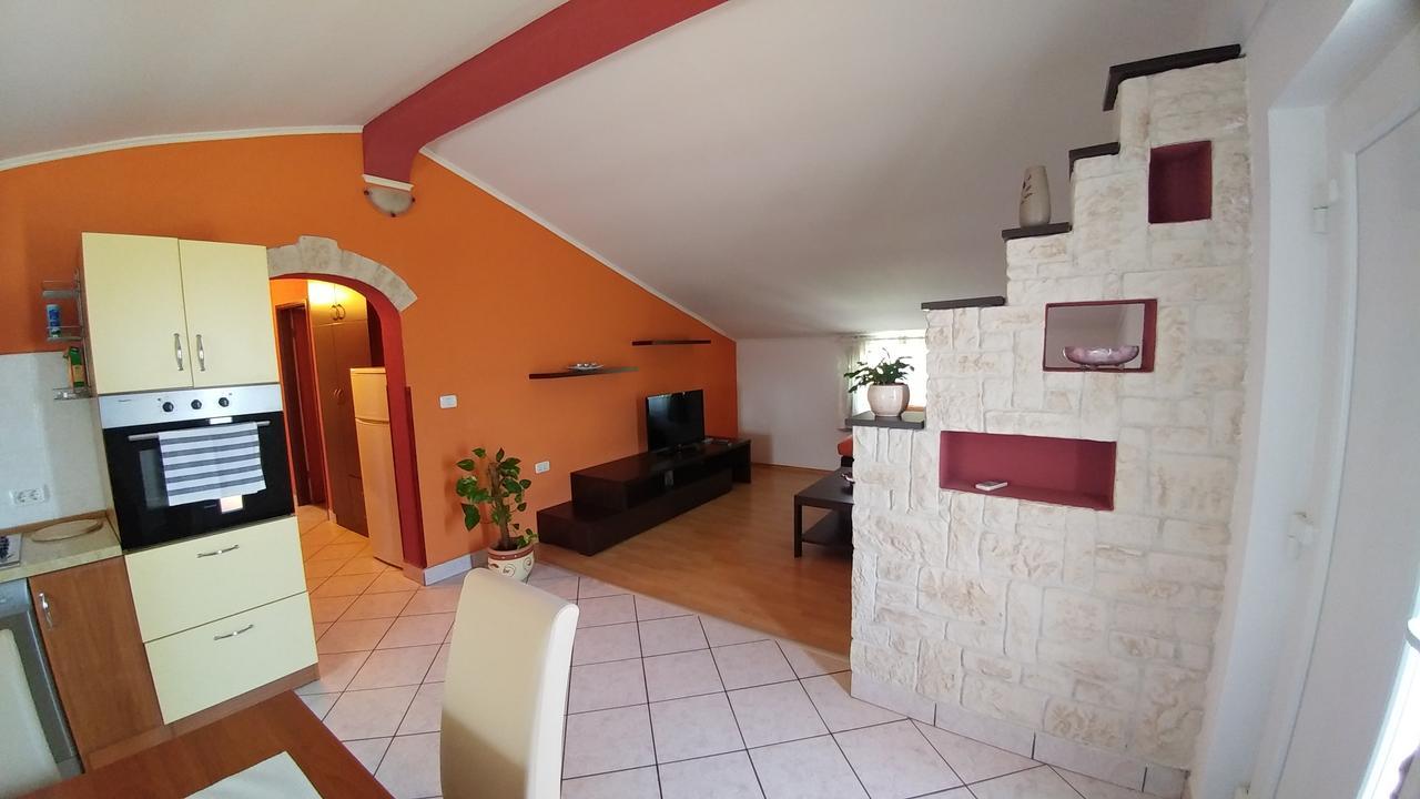 Guest House Ilic Loborika Exterior photo